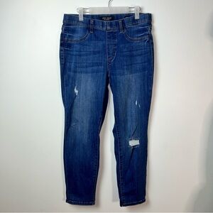 Judy Blue Boyfriend Fit Distressed Denim Jeans | Size 13/31 | Pull-On Style